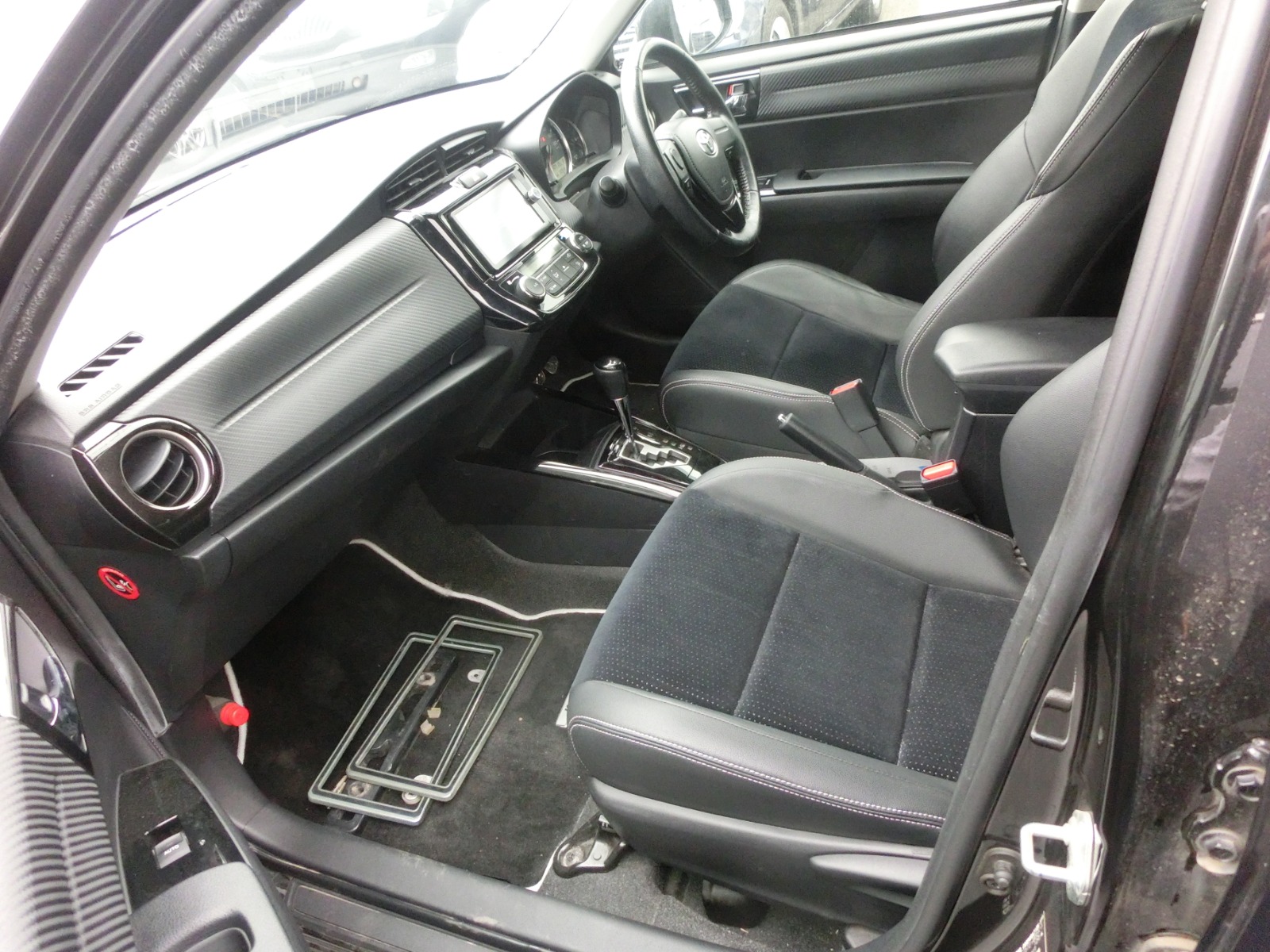 Toyota Corolla Fielder 2013